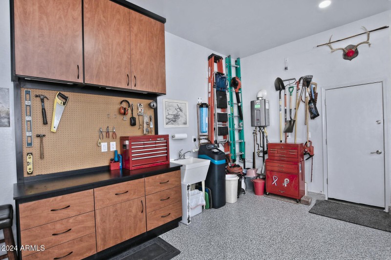 4082 N Monticello Dr Florence-large-054-