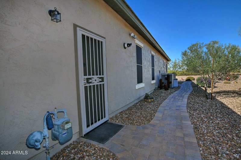 4082 N Monticello Dr Florence-large-056-