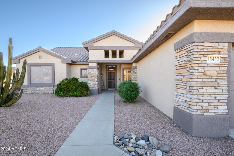 Stone accent
