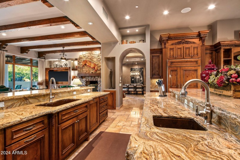 48-web-or-mls-Kitchen Views