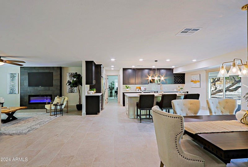 Greatroom, Kitchen and Dining