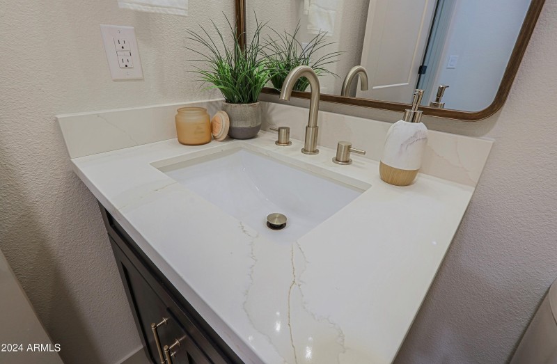 Powder Room 2