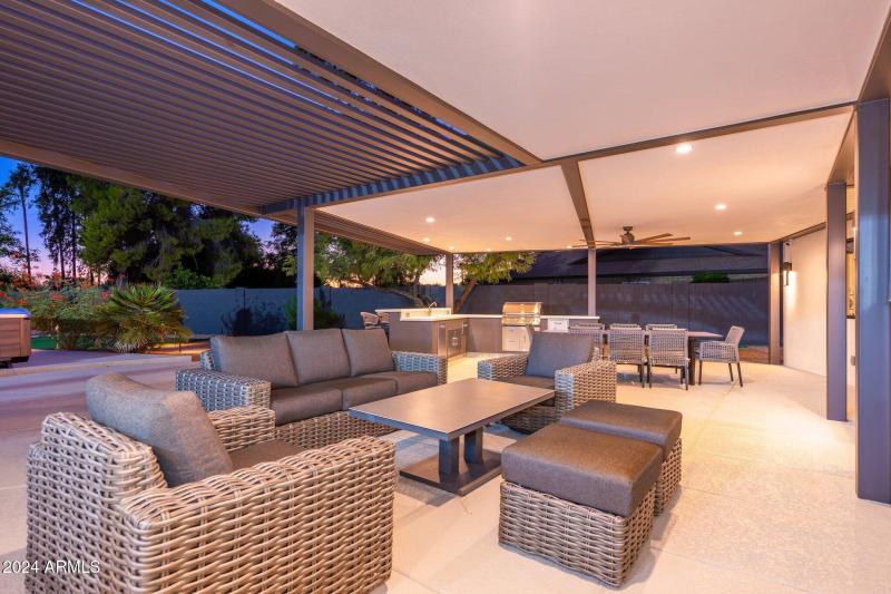 6025 E Charter Oak Rd - 79