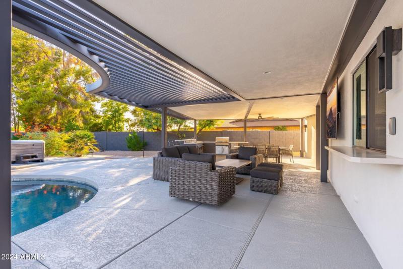 6025 E Charter Oak Rd - 49