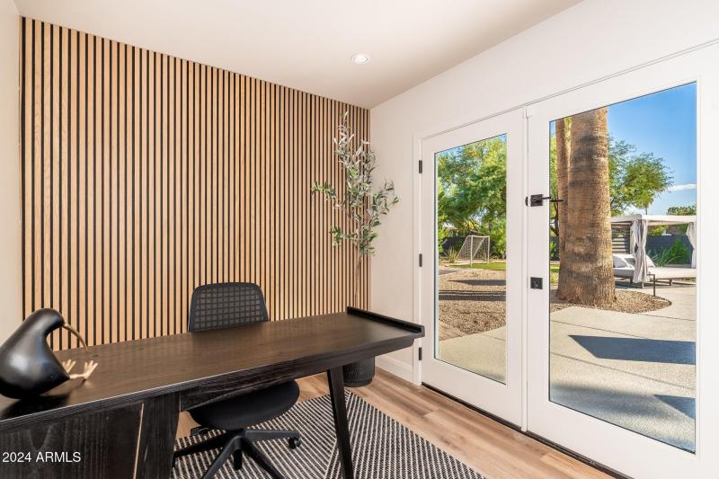 6025 E Charter Oak Rd - 32