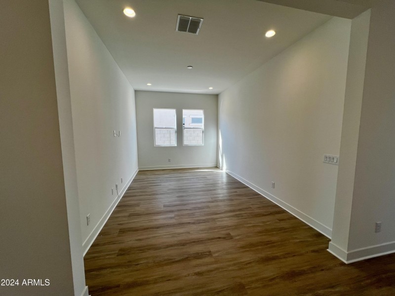 Flex Room
