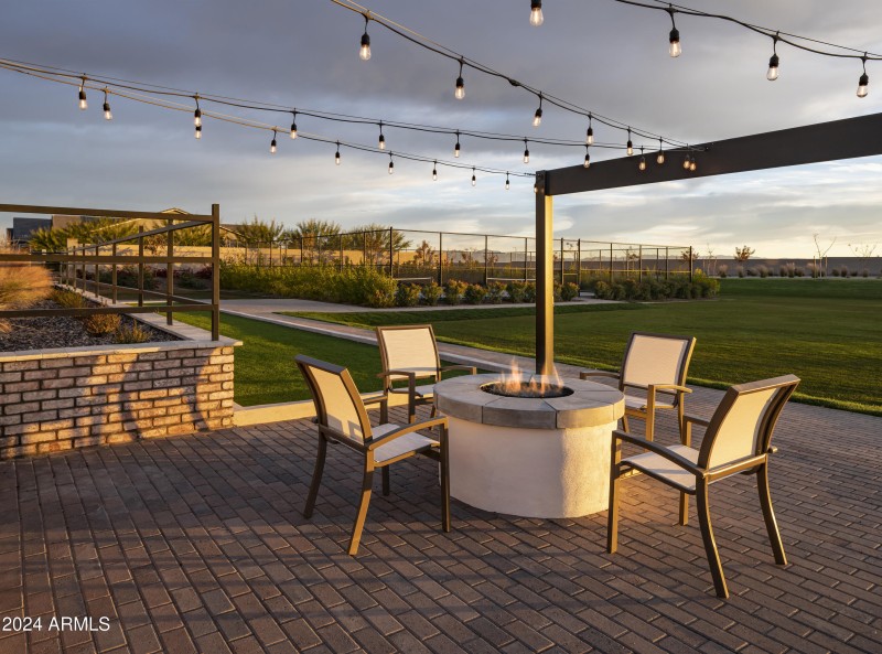 AZ_Preserve at San Tan_Amenities_Firepit