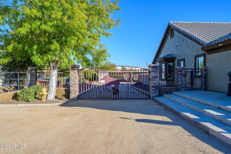 RV Driveway/North Side