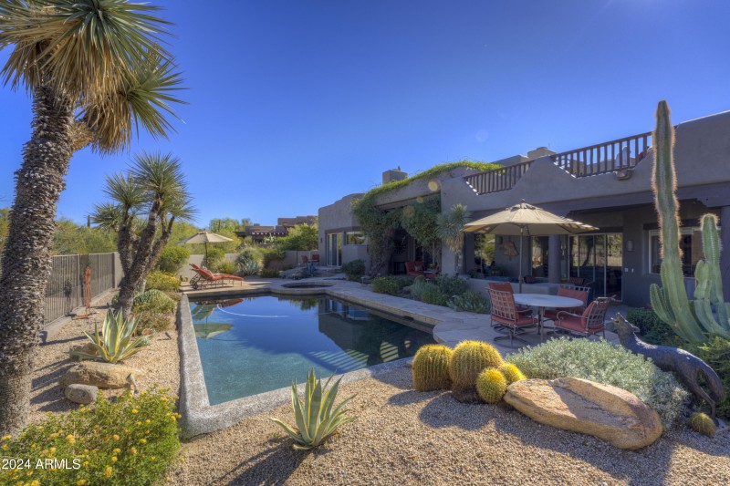 Mature landscaping