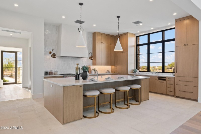 36-web-or-mls-A7S09185