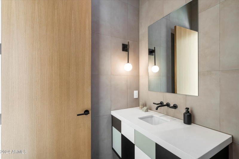 Ensuite Bathroom #2