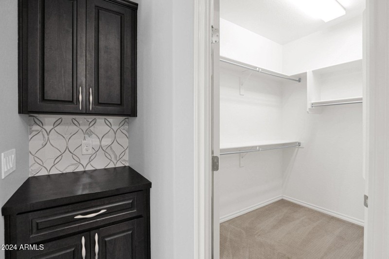 Large Walk In Closet