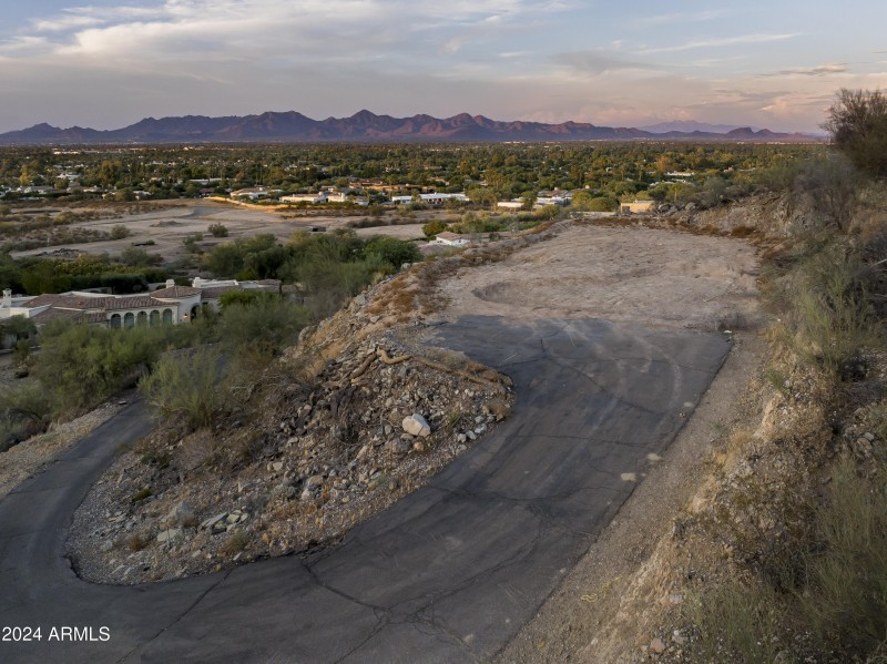 6041 E Foothill Dr North-2