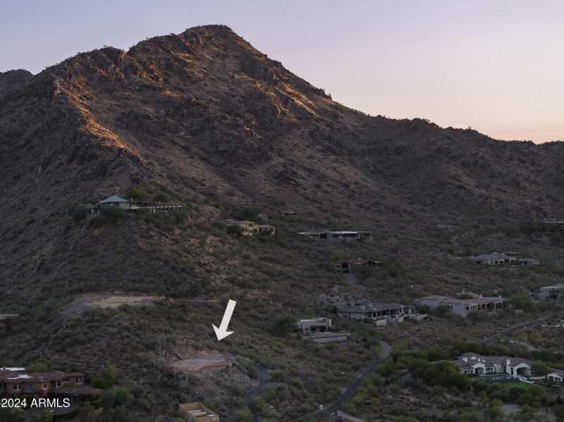 6041 E Foothill Dr North-6