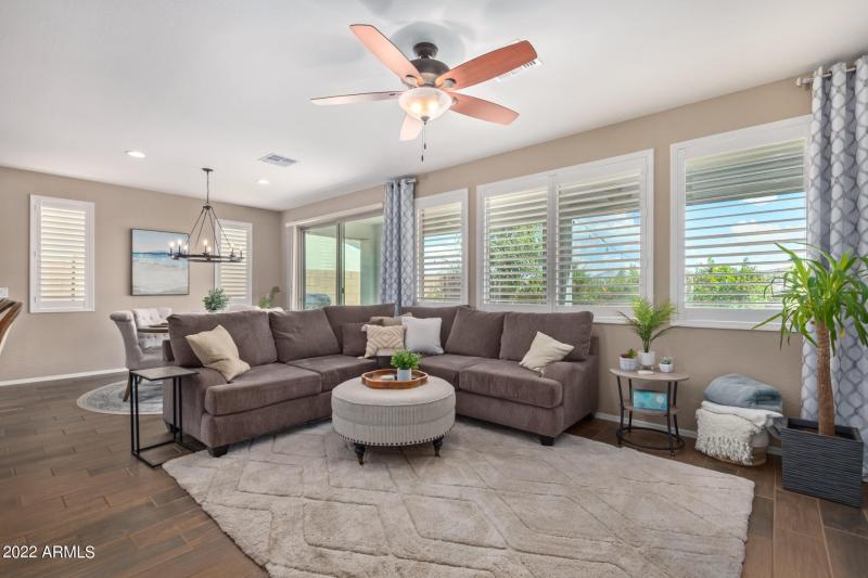 08 - Calle de Flores