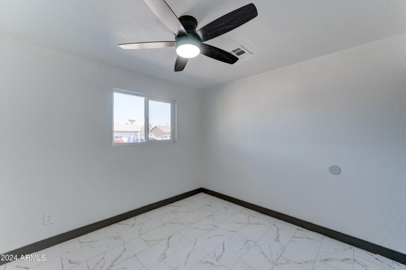 17842 N 43rd st-20