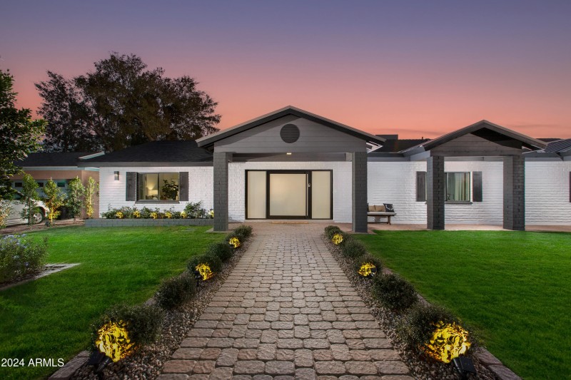 WELCOME HOME!