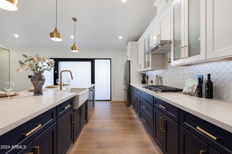DESIGNER KITCHEN