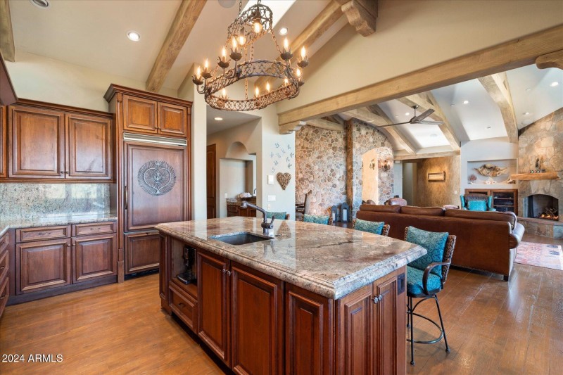 26-Kitchen