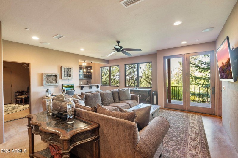 54-Family Room