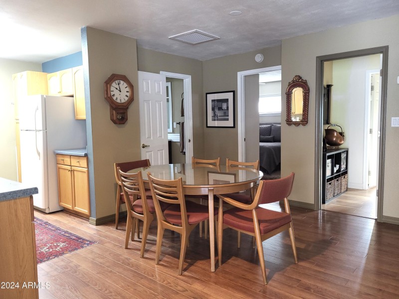 dining 1