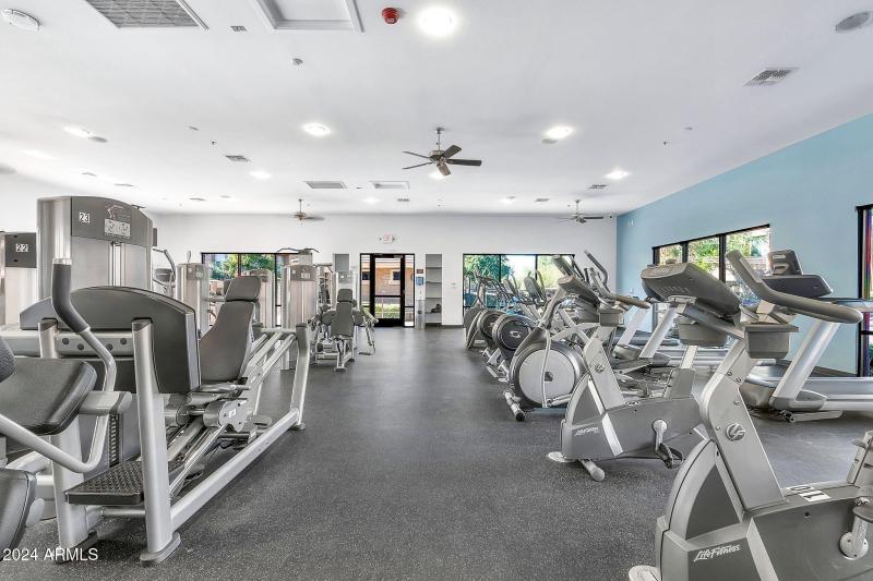 20100 N 78th Pl Community-1