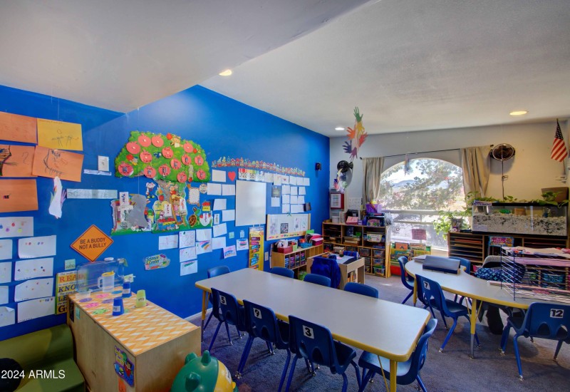 Classroom DSC_1019 SM
