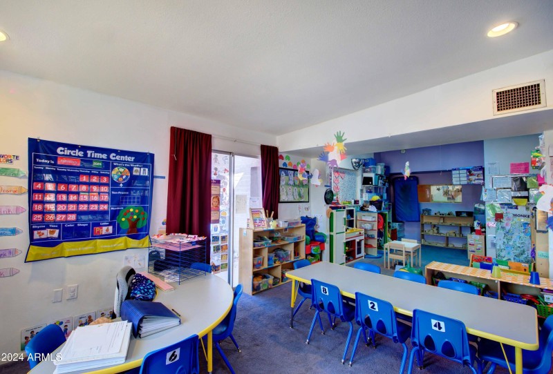 Classroom DSC_1024 SM