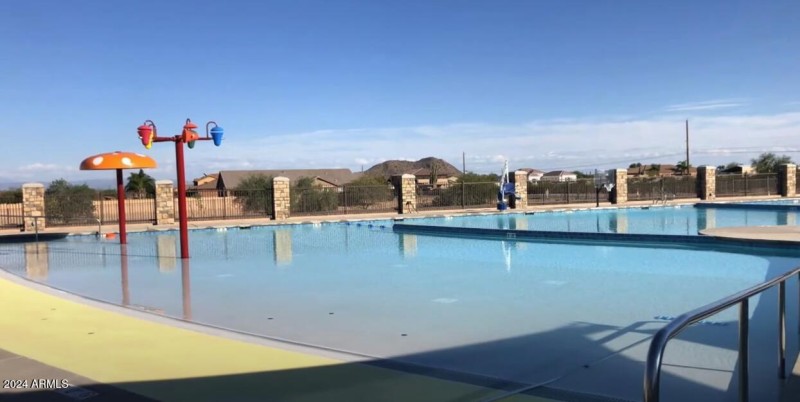 Pool 4