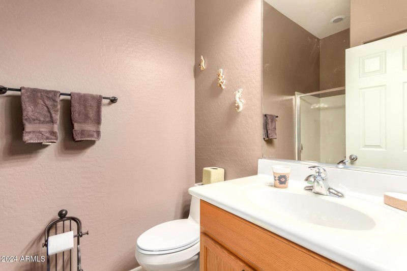 19 Bathroom 2