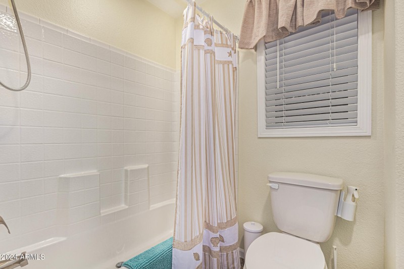 Apache213_HallBathroom