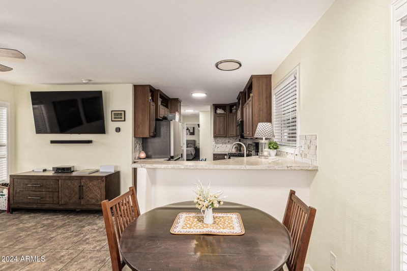 Apache213DiningRoom