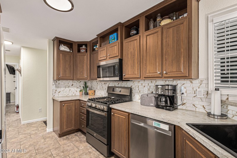 Apache213Kitchen2