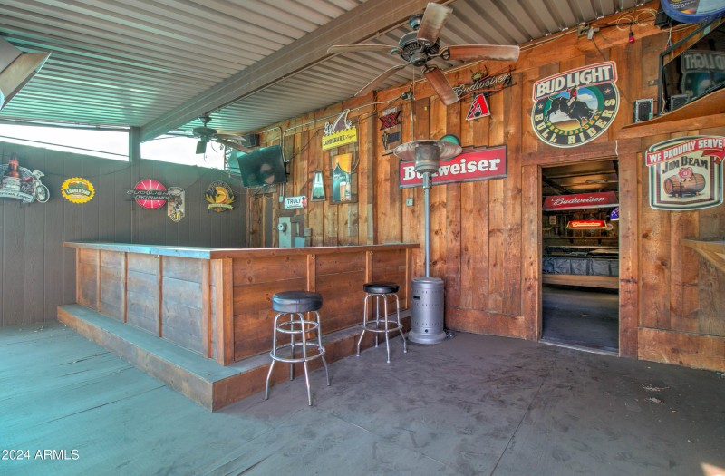 1605 E Ash St-18