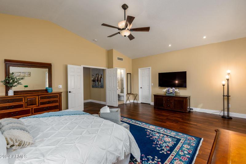 2nd floor master bath