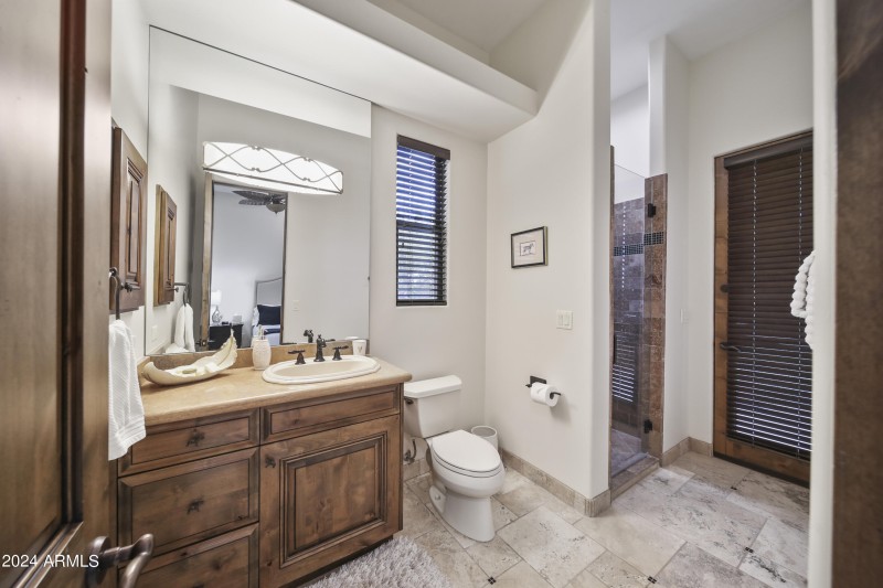 Guest Suite Bath