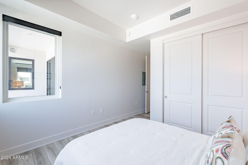 22-web-or-mls-Central - HD-22