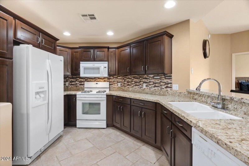 07-Kitchen