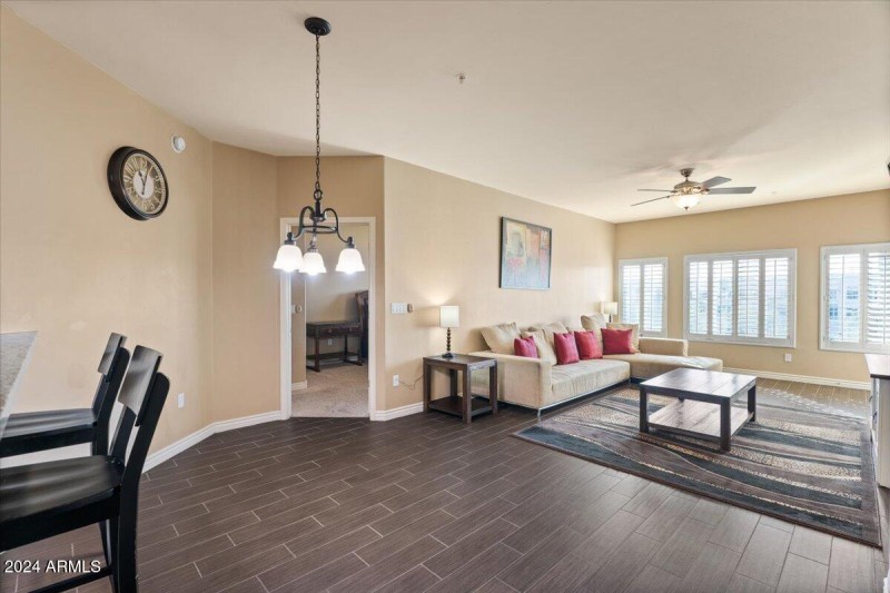 10-Dining room