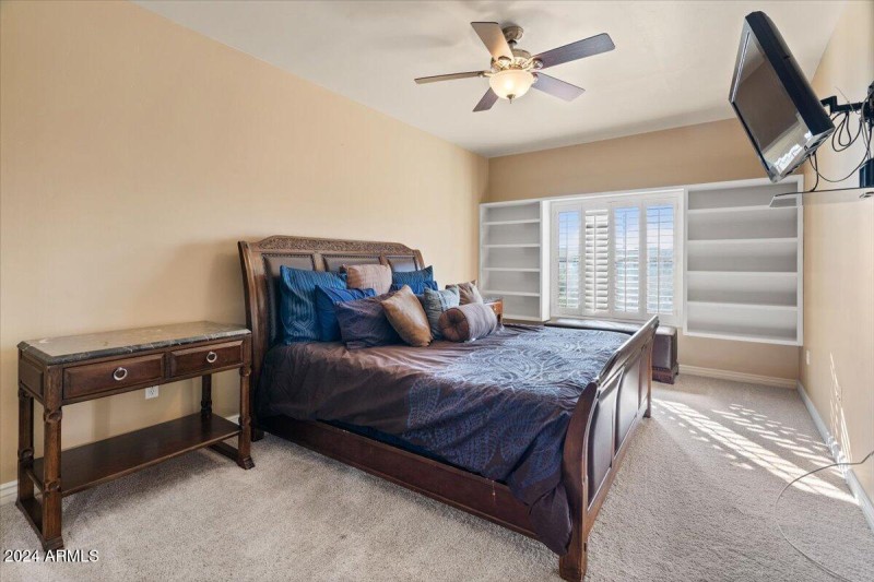 17-Primary bedroom