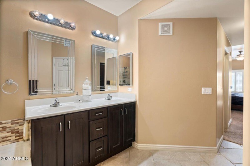 20-Primary bath