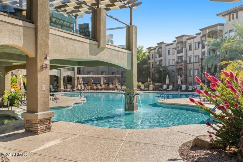 37-Community pool