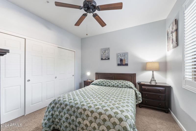 015__10136 E Southern Ave 1067