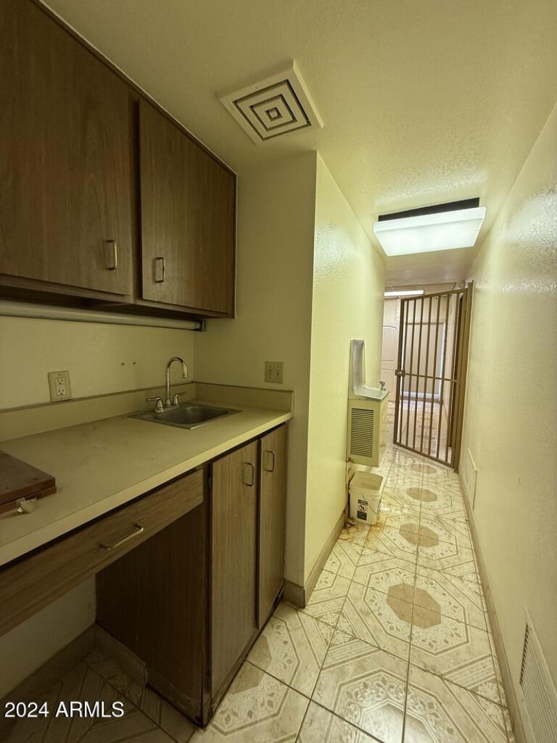 9FEDE045-E273-4F29-BA25-4521BE52E4B2_1_1