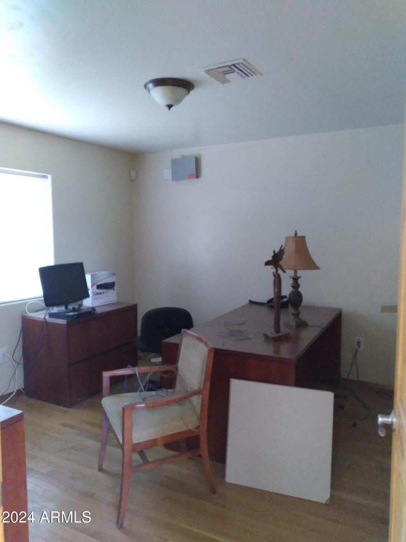1 of 5 Offices