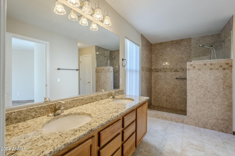 25-web-or-mls-Racine-25