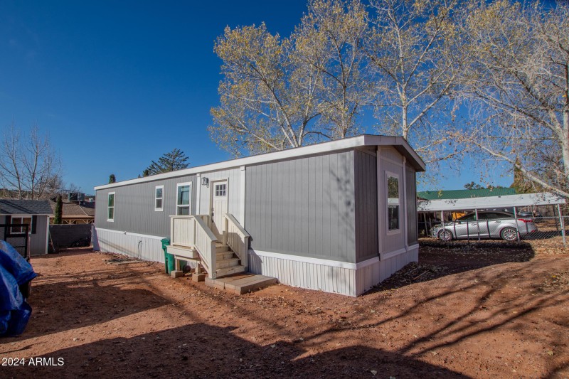 Mikesell - Apache Dr MLS-06
