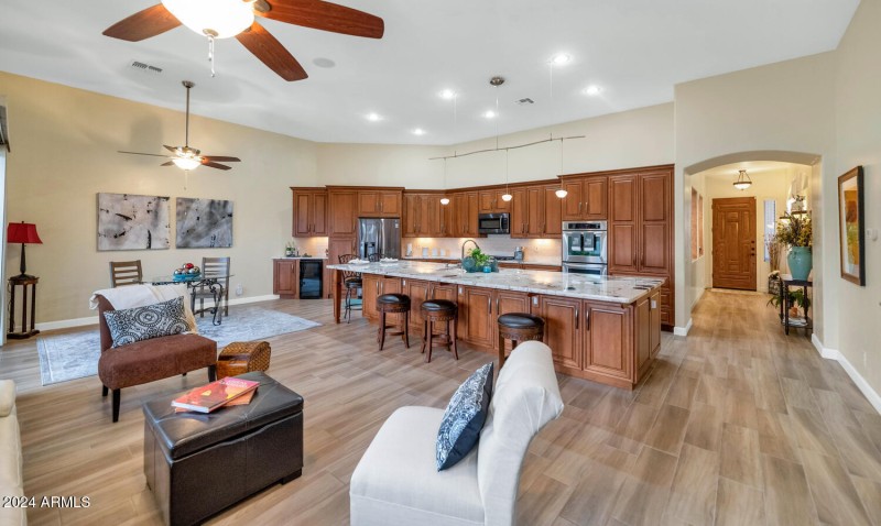 4633 N 127th Dr-large-008-012-TOD9154-15
