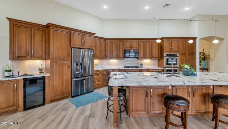 4633 N 127th Dr-large-012-013-TOD9165-15