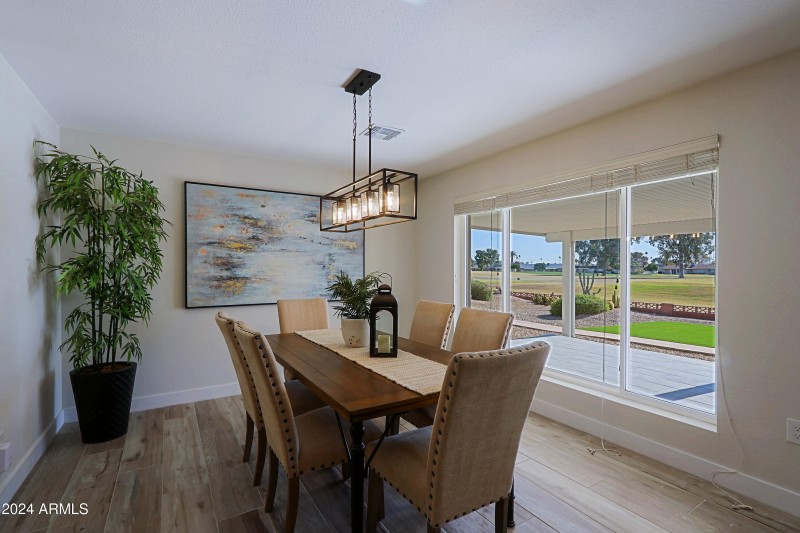 Formal dinning room